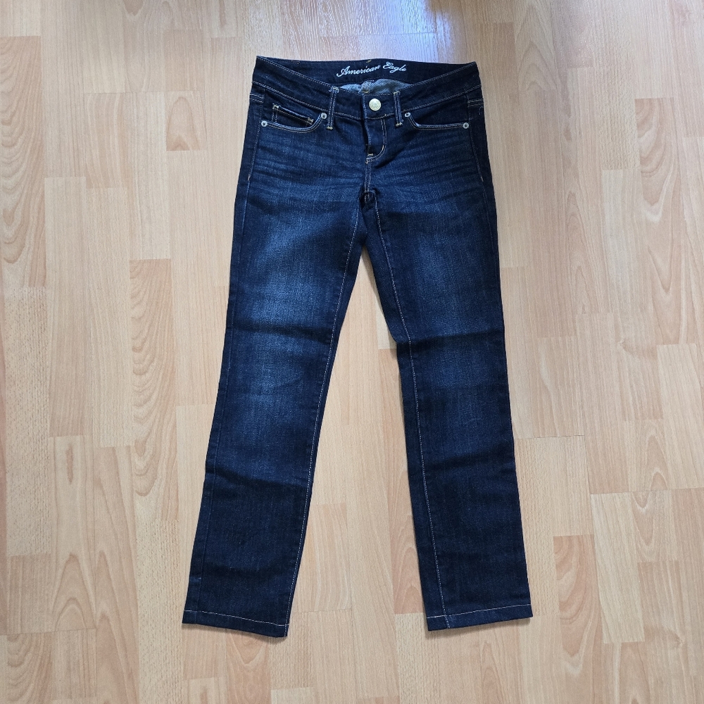 BNWOT American eagle low rise dark blue wash skinny jeans size 0